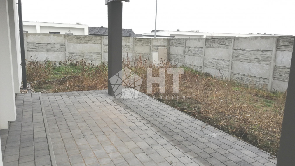 4 izbový tehlový RD bungalov – 88 m2, pozemok cca 416 m2, Malý raj, Slnečná ul.