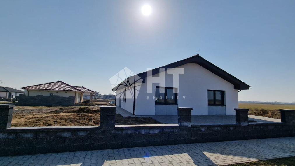 Ponúkame na predaj 5 izbový rodinný dom s ÚP 135,7m2 ,pozemok 663m2, Zohor, Lábska ulica - Kolaudujeme