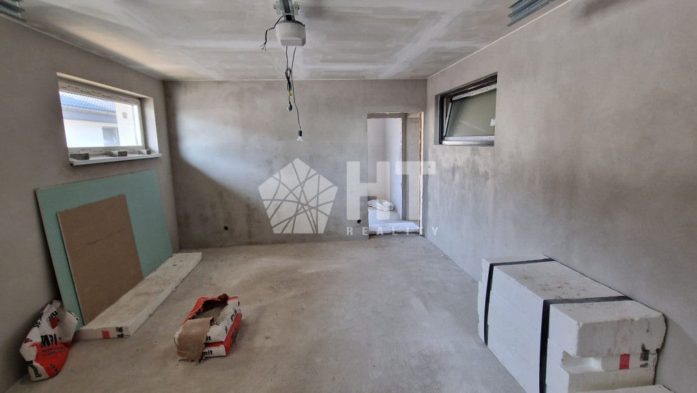 Ponúkame na predaj výnimočný 5 izbový rodinný dom s garážou, Zohor, Smreková ulica - Kolaudujeme