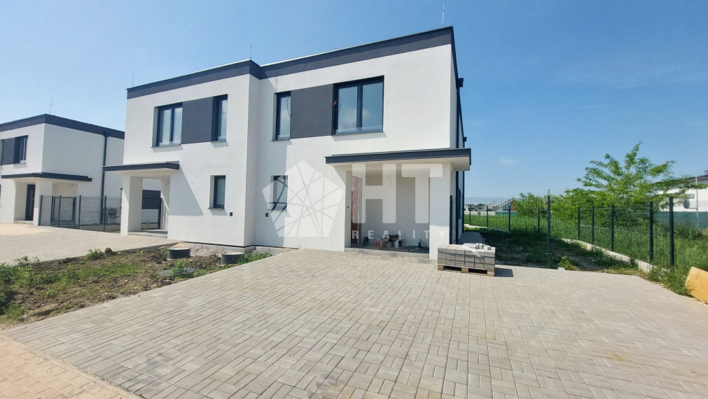 ** R E Z E R V O V A N Ý **  4 izbový RD- 128 m2 s tepelným čerpadlom a rekuperáciou, ROHOVÝ POZEMOK 288 m2, Chorvátsky Grob, MA 2