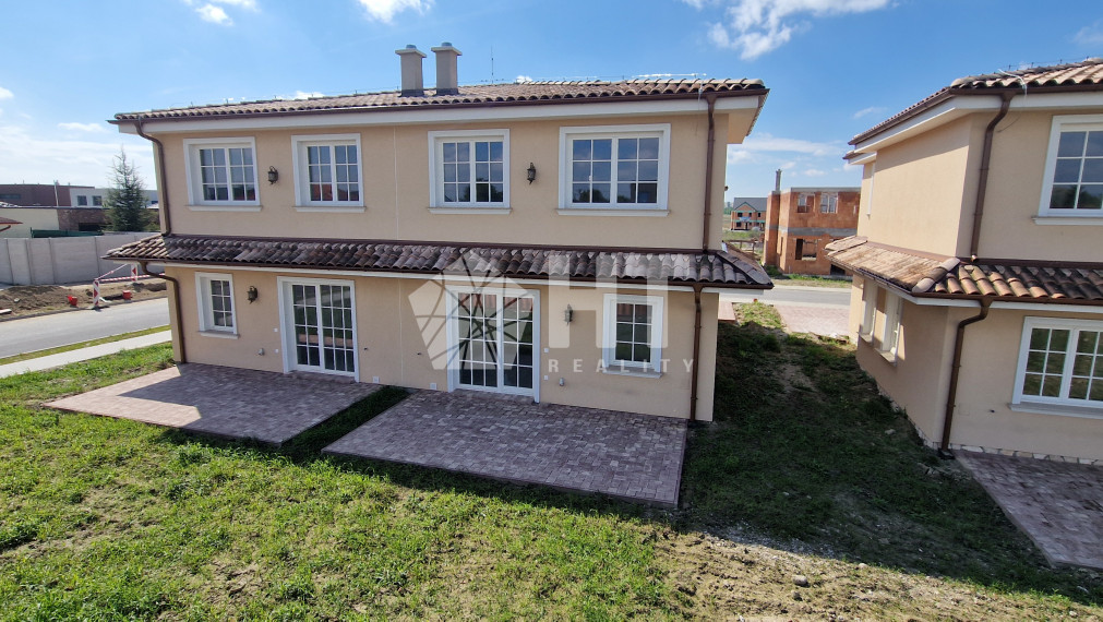 SKOLAUDOVANÁ NOVOSTAVBA - TOSKANA VRAKUŇA, Luxusný jednotka v dvojdome, BA II. Vrakuňa, Magnóliová