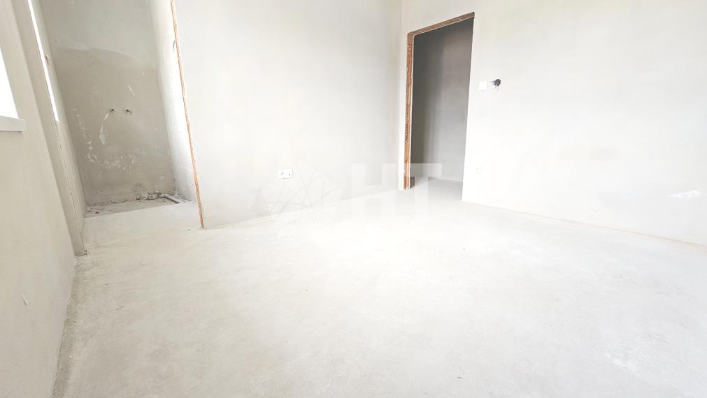 6-izbový rodinný dom s 3 kúpeľňami s ÚP 166 m2, POZEMOK 600 m2, Vinosady, iba 4 km od Pezinka