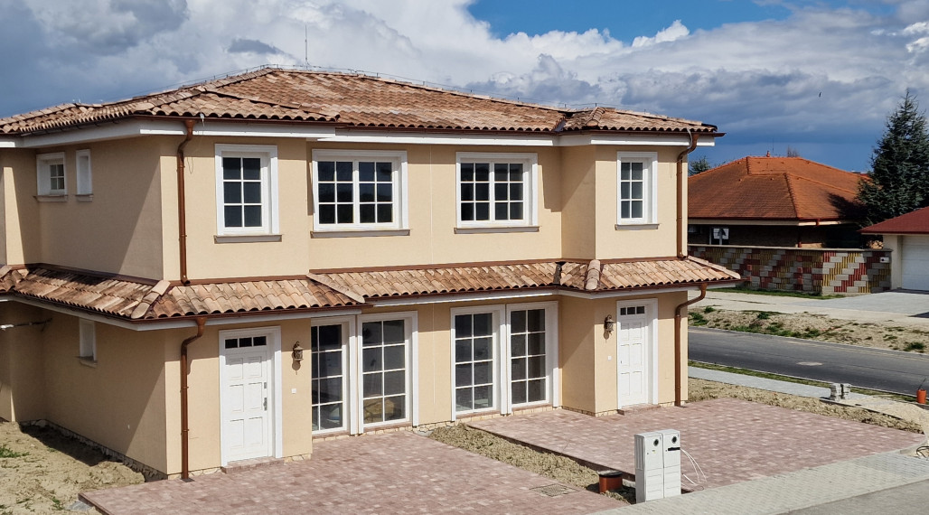 NOVOSTAVBA - TOSKANA VRAKUŇA, DVOJDOMY JUŽANSKÉHO TYPU- TYP DOMU 1A, BA II. Vrakuňa, Magnóliová