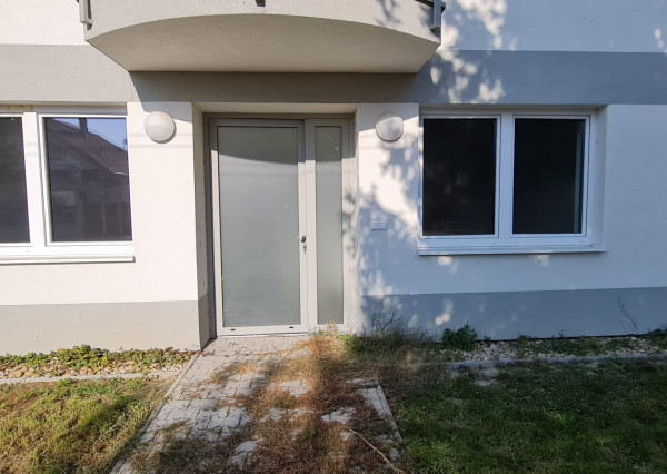 ***Ponúkame na predaj 3 izbový byt s označením HP0 s ÚP 80,68 m2, záhrada 103m2***