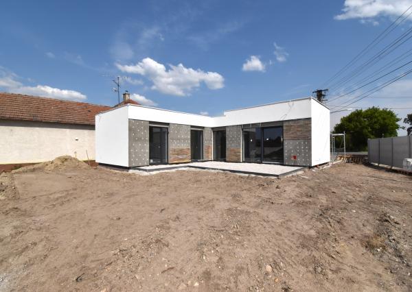 Krásny moderný 4 izbový rodinný dom s pozemkom 550 m2, Pavlice, okr. Trnava