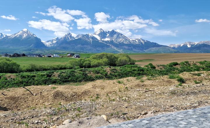4 izbový „Chalet Grandview C“ Vysoké Tatry - Stará Lesná , s 2 kúpeľňami  a pozemkom o výmere 225 m2 - fotografia 7