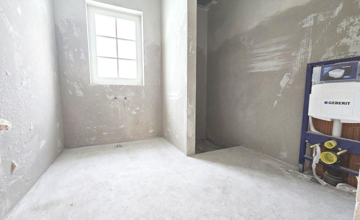 6-izbový rodinný dom s 3 kúpeľňami s ÚP 166 m2, POZEMOK 600 m2, Vinosady - fotografia 10
